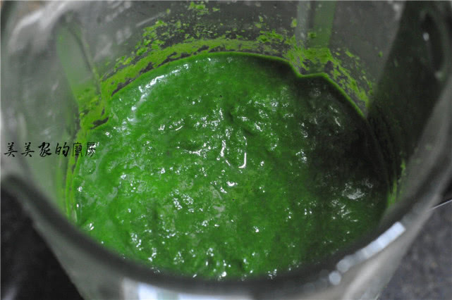 这菜农村到处都是，人称“百草之王”，4月最鲜嫩，做馒头特香！