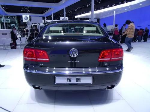 大众辉腾和奔驰s哪个维修贵,大众辉腾w12豪华版