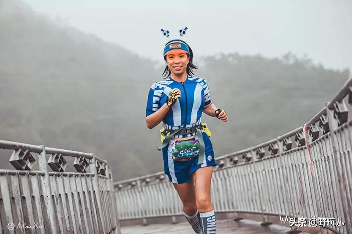 运动服饰新潮流,谁说运动上衣穿不出高定感