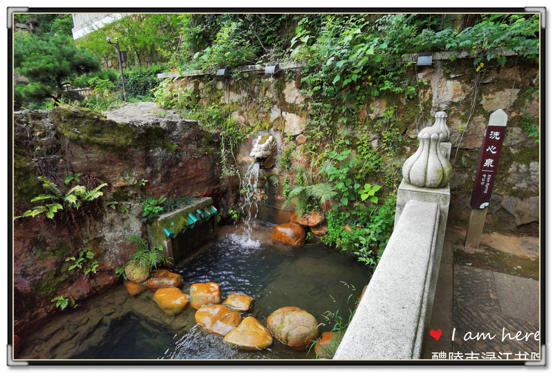 这里美酒飘香！这里人文荟萃！这里五彩璀璨