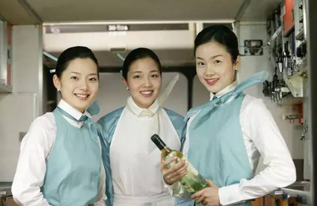 韩国大韩航空,世界航空制服大全
