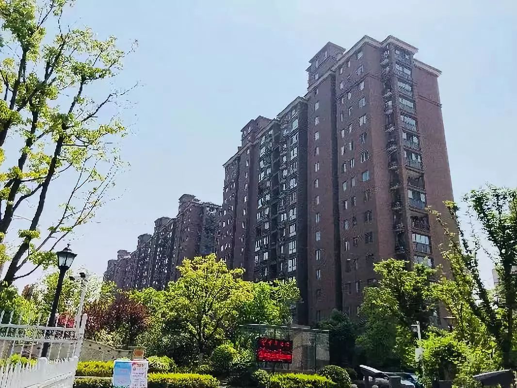 深圳市龙华新区民治街道骏景华庭,涨价17万的新楼盘