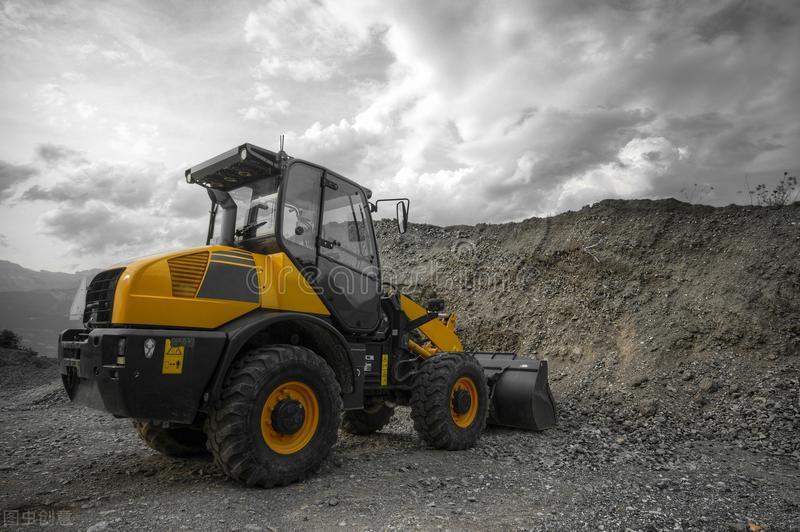 全球工程机械前十强,全球工程机械前十强中国上榜3家