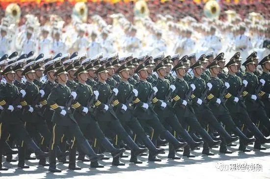 黑人真的身体最强，智商最低吗？为何没有黑人军事家、科学家？