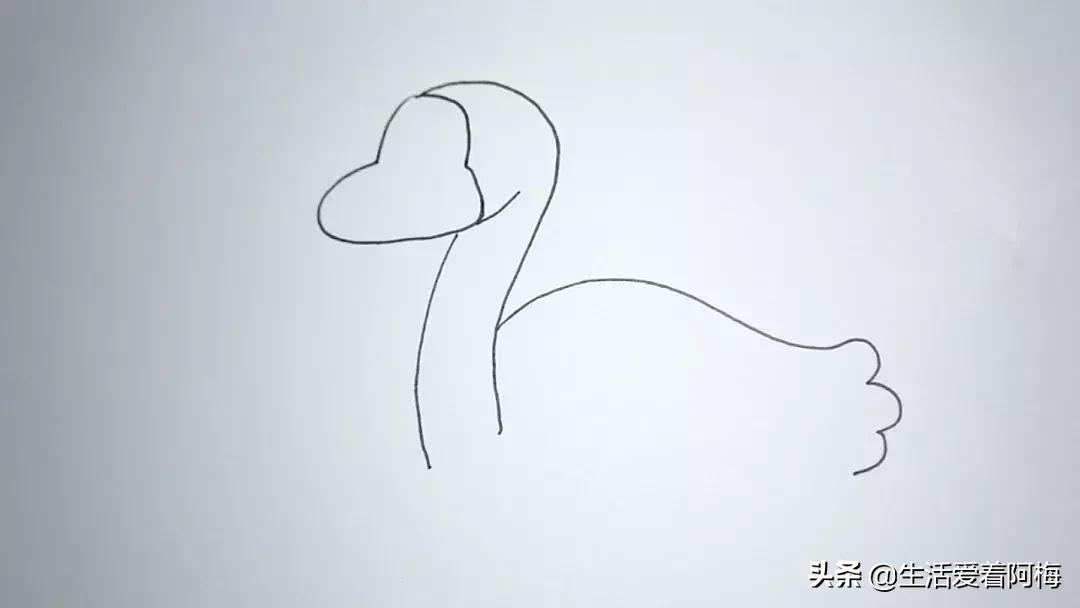 鹅孵蛋的简笔画图片大全可爱简单,简笔画鹅的画法小班