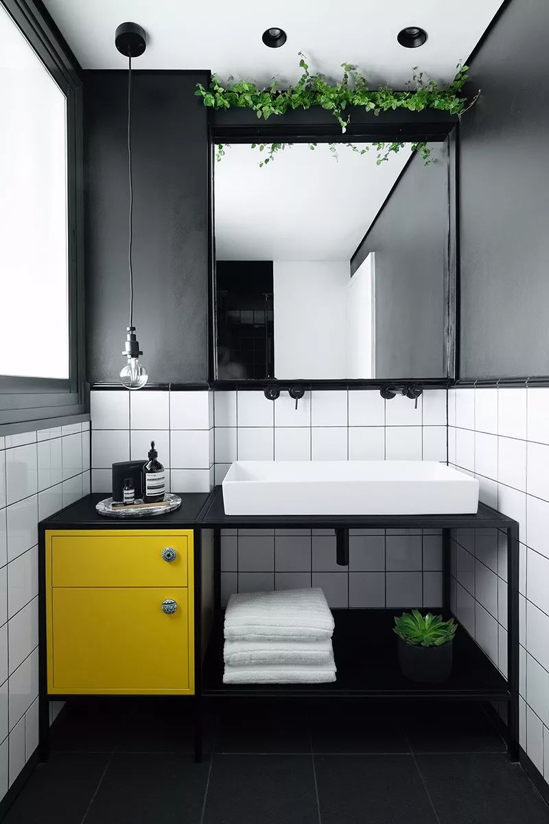 黑白灰loft小公寓,黑白现代小公寓