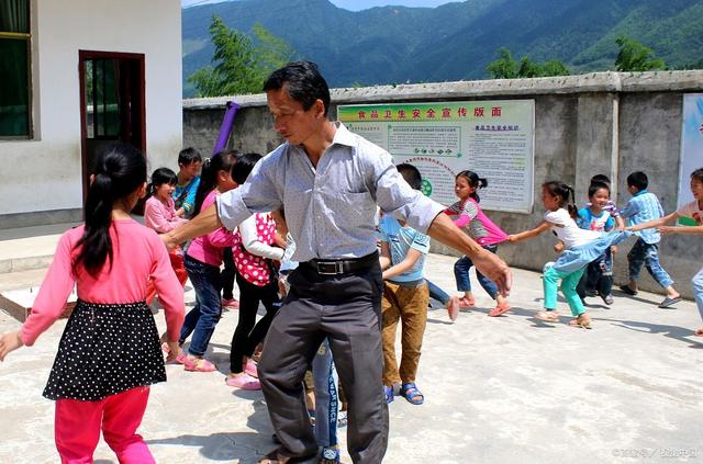 2023黑龙江省属公费师范招生数量,哈师大免费师范生去向