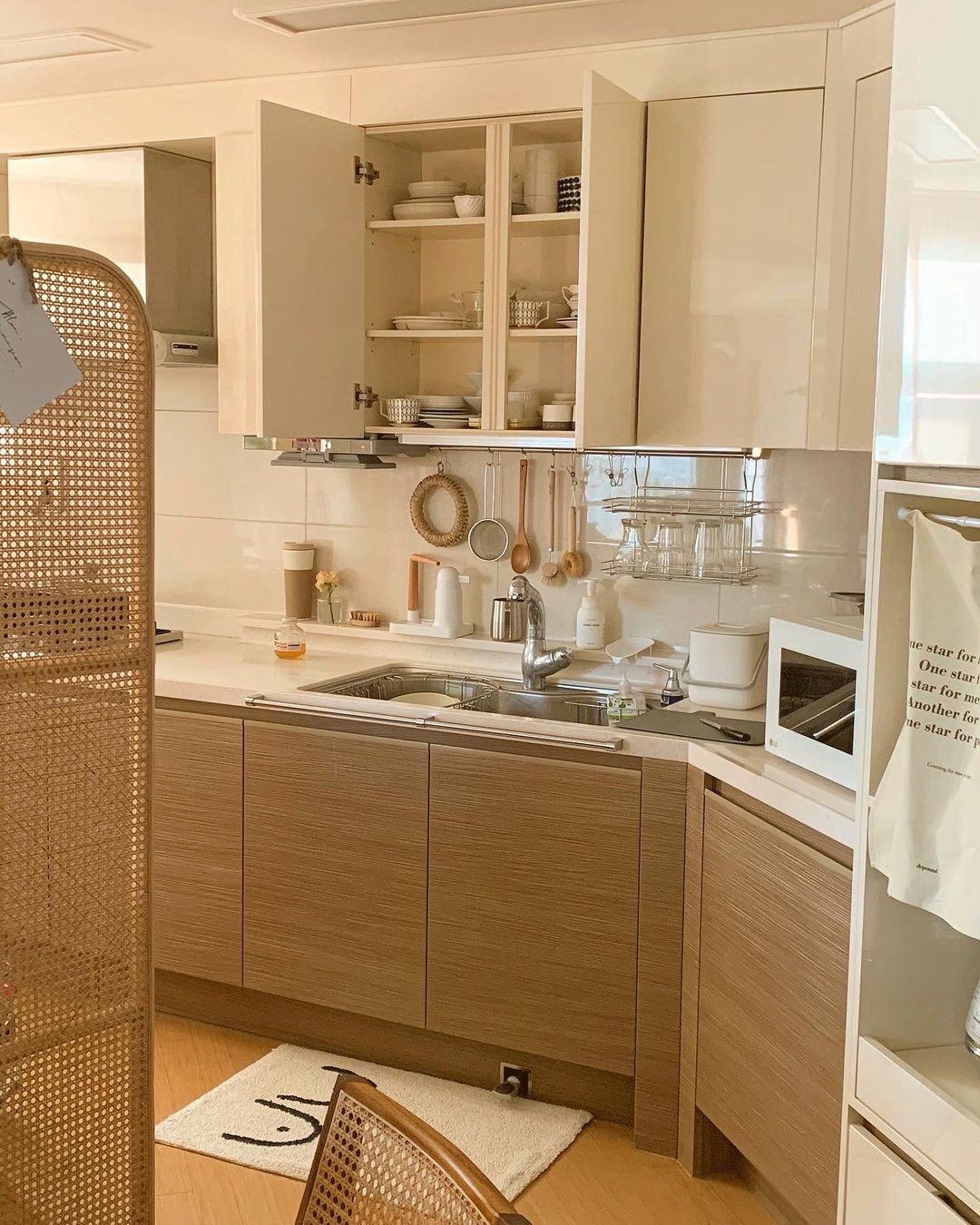 女生一个人住的别墅,女生一个人住的房子复式