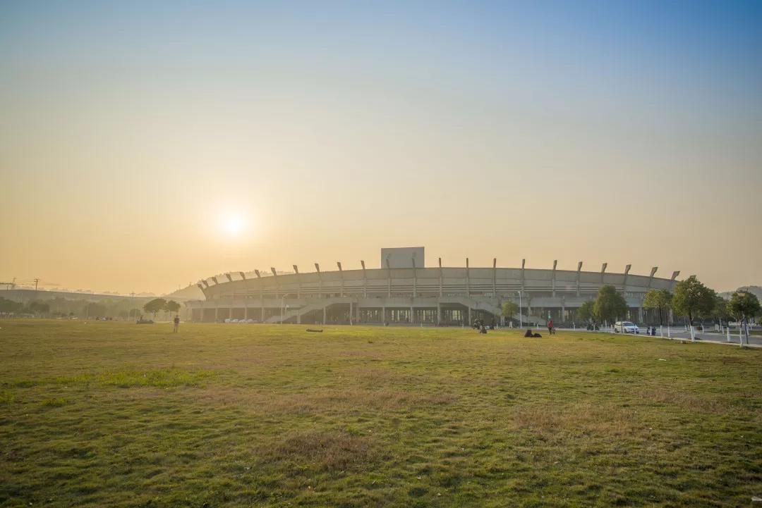 中南大学新操场,中南大学新校区运动场