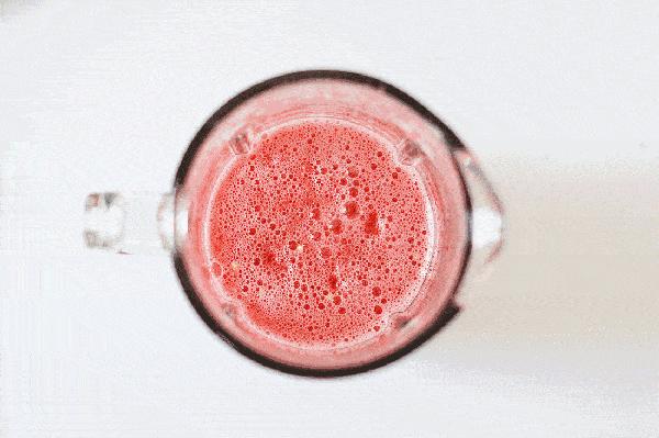 国产不加水榨汁机彻底火了！不加1滴水，97%的纯汁率，细腻0渣感