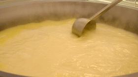 昆明老街附近哪家过桥米线好吃,昆明过桥米线百年老店哪家最正宗