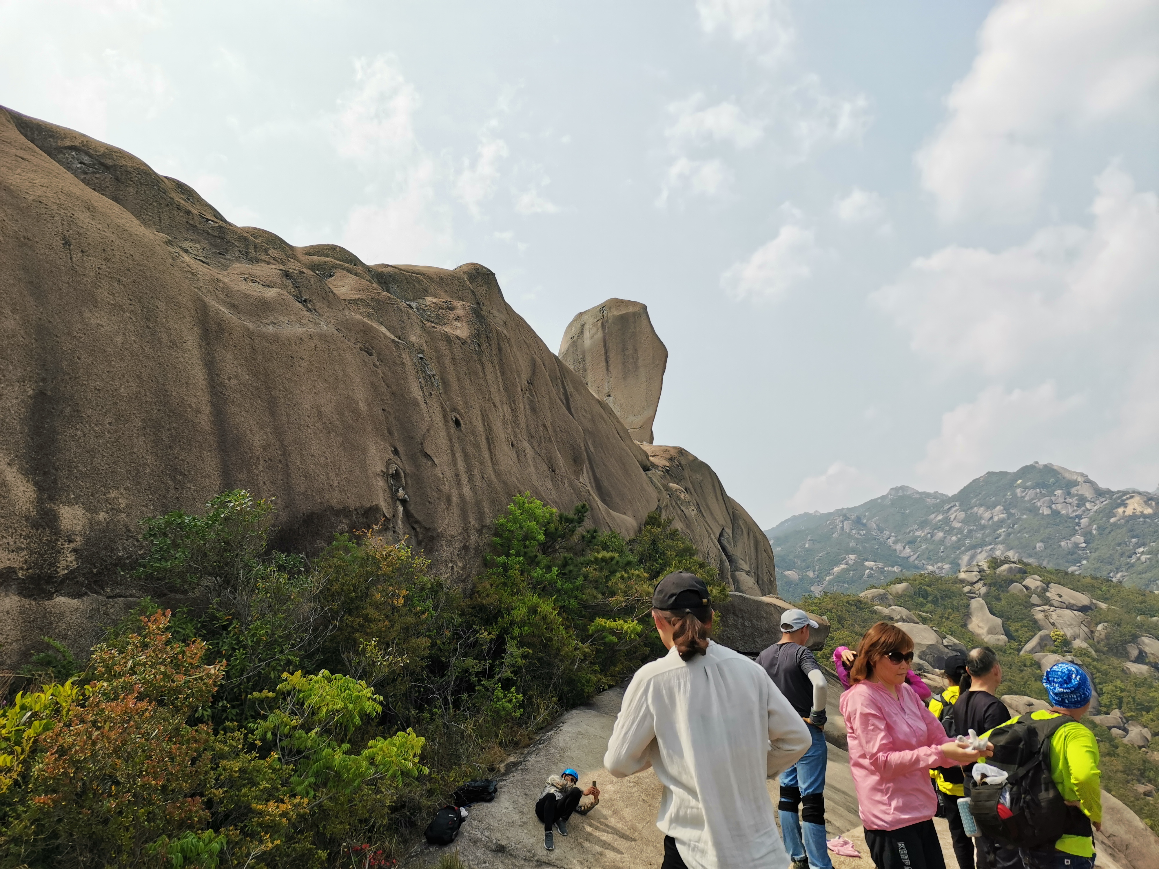 乌山三石连登快乐之旅星期六登山队