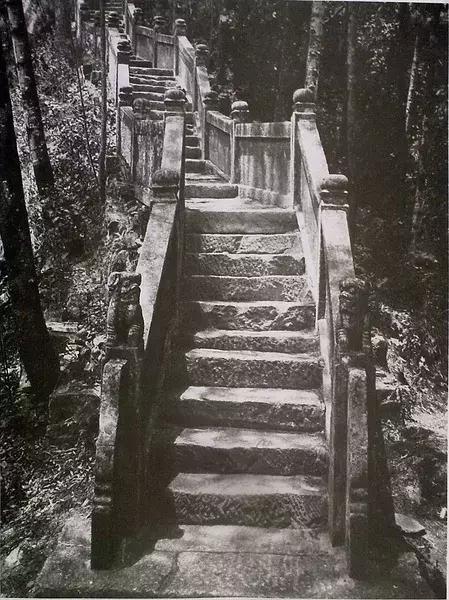 100年前中国风景建筑老照片,两亿多年前的景观
