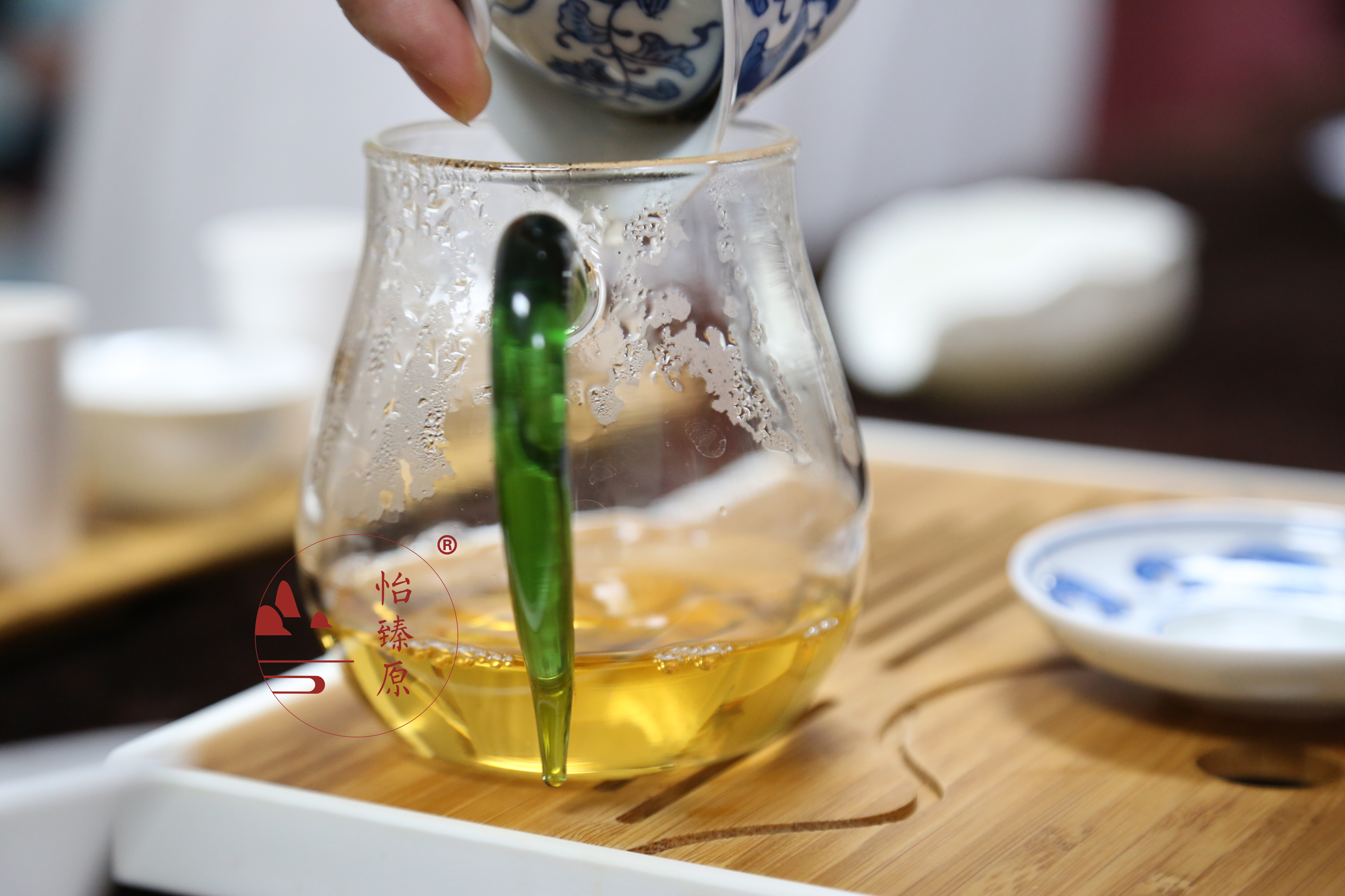 茶艺师：如何通过茶汤辨别普洱茶的品质？附大益7542、7572的由来