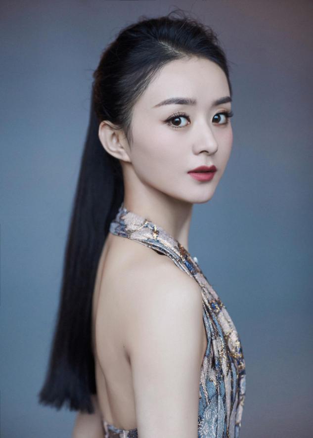 女人的身材有什么特征,女人标准衣架型身材