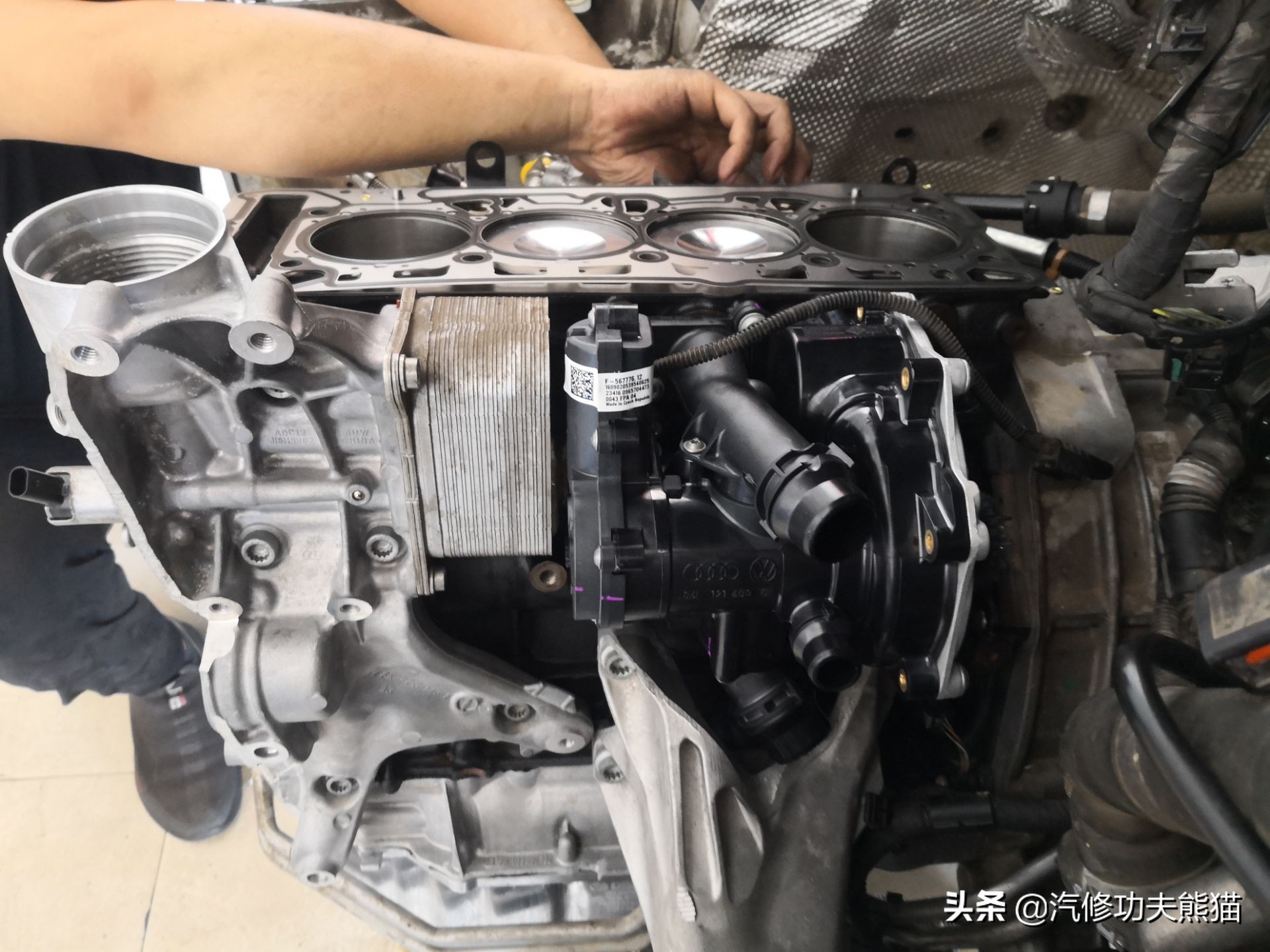 如何检测奥迪三代ea888是否烧机油,大众三代ea888发动机机油灯报警