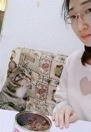 口里叫着宝贝心里一点波澜都没有,嘴里天天叫着小宝贝