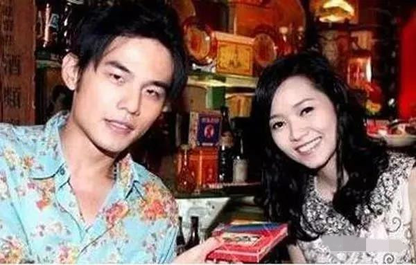 深扒侯佩岑恋情！私生女出身，她把母亲的手段学得炉火纯青