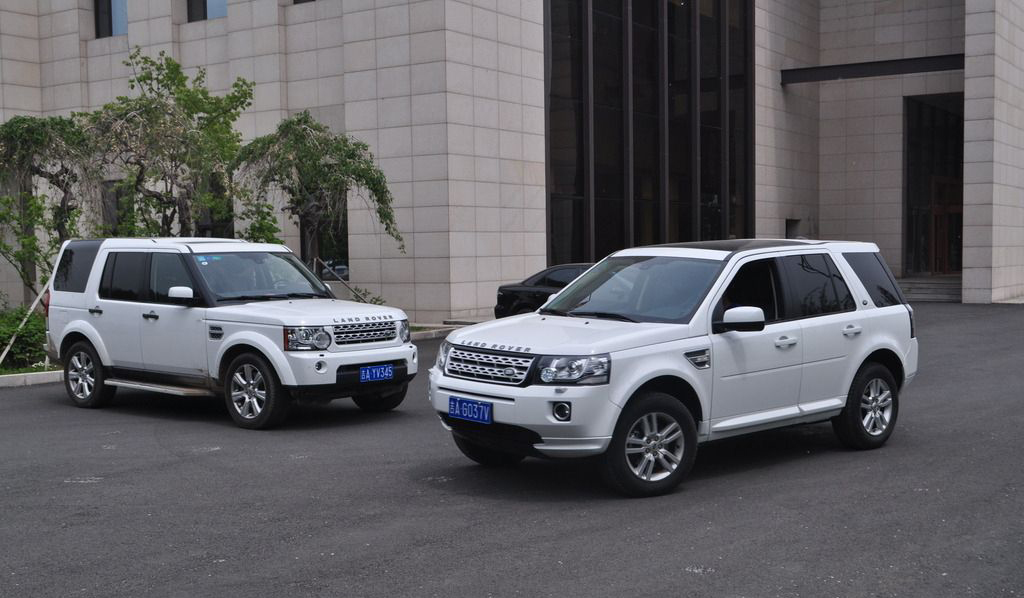 最美路虎终于倒下!原价57.2万,现跌至44万多,为何就是卖不动?