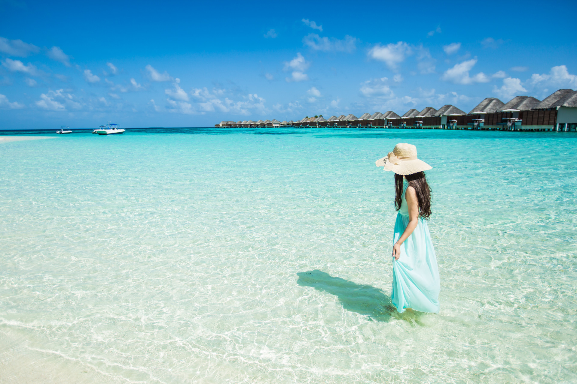 爱一个人嘴上不说但是心里藏不住,女人心里有你嘴上说没有