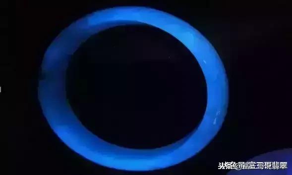 如何区别判断翡翠a货和b货的真假,怎么鉴定真翡翠和假翡翠