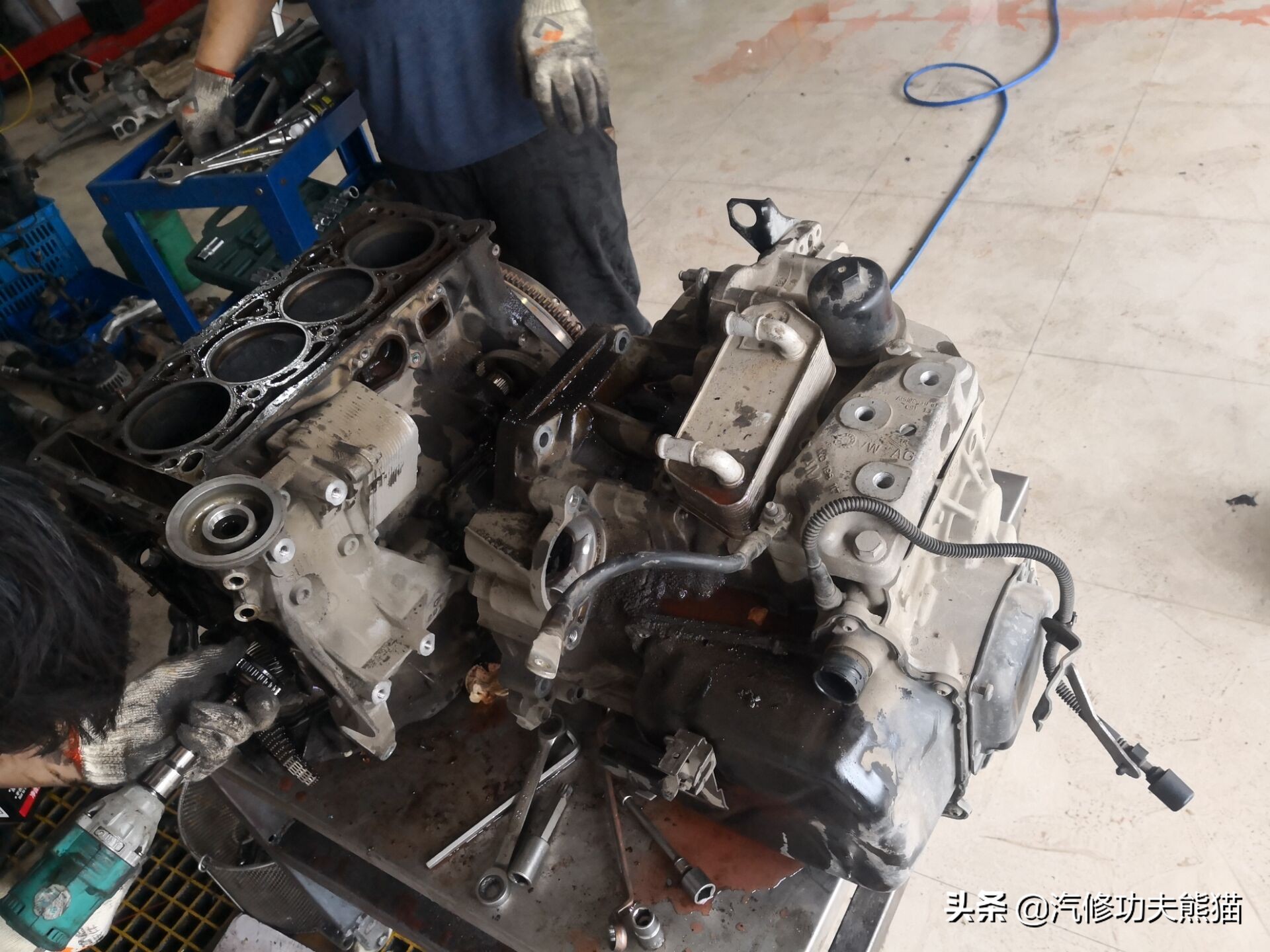 大众夏朗烧机油用什么燃油宝,2012款夏朗2.0t烧机油怎么处理