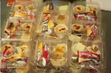 小朋友在幼儿园过生日该怎样举行,幼儿园集体生日会怎么过