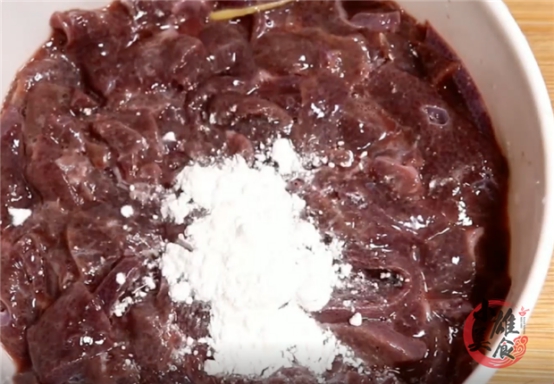 淀粉和生粉的正确用法和区别,生粉淀粉区别小常识