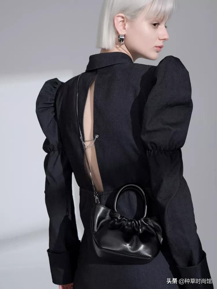 今年最流行的新款衣服夏装,最时尚最新潮的衣服夏装