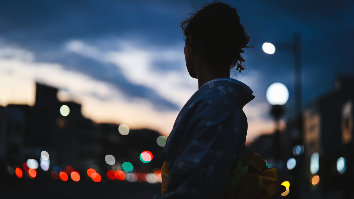 佳能rf50mmf1.8是自动对焦吗,佳能ef50mmf1.8stm标准定焦镜头