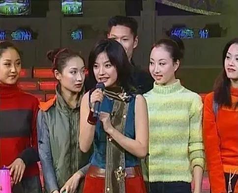 冬天里的一把火是哪一年的春晚,冬天里的一把火春晚实录