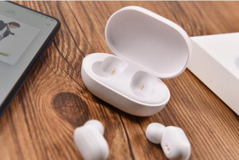 小米蓝牙airdots青春版怎么连手机,小米蓝牙耳机airdots青春版灯不亮