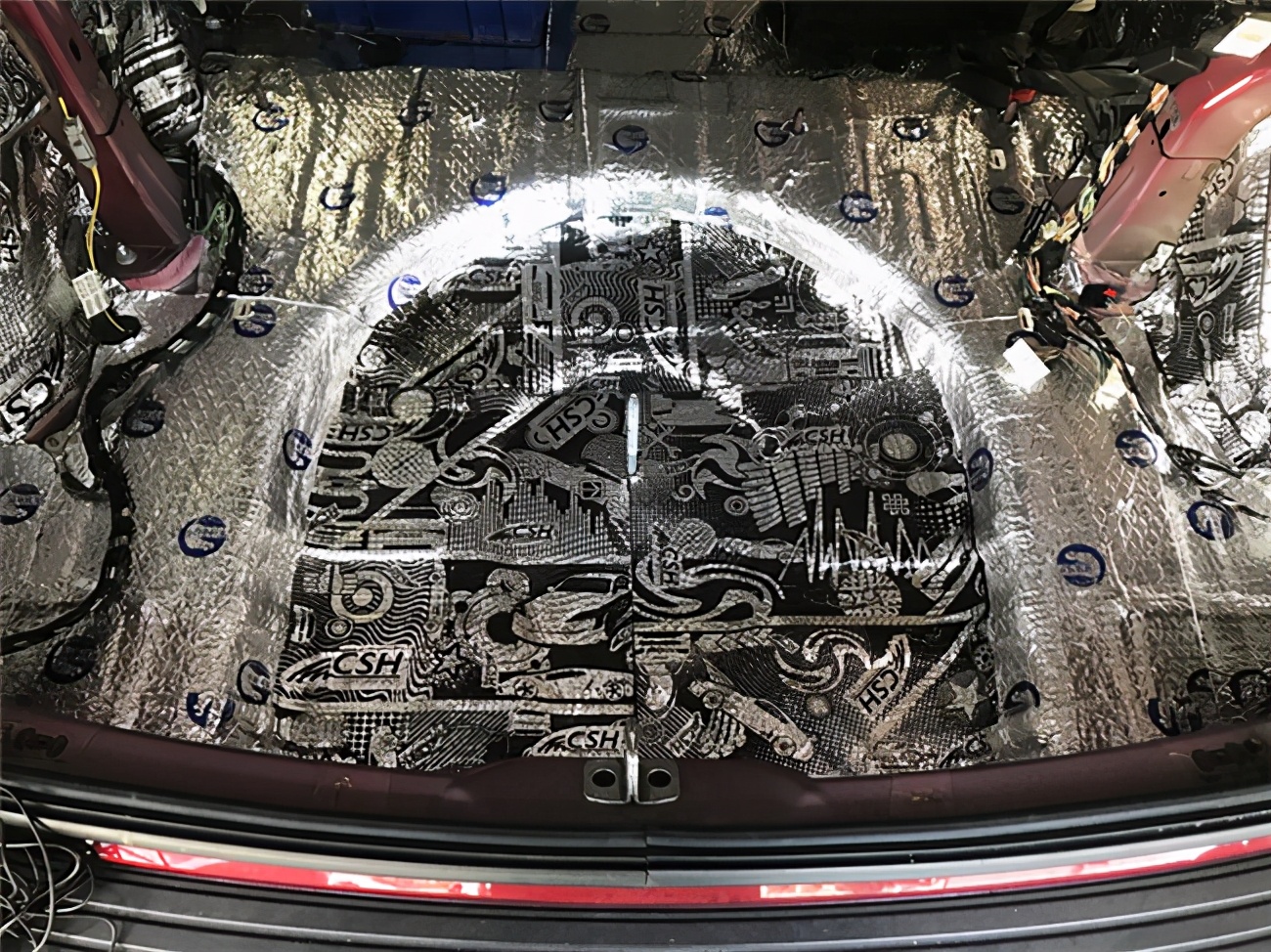 自由安静梅州车乐汇吉普自由光汽车改装STP隔音