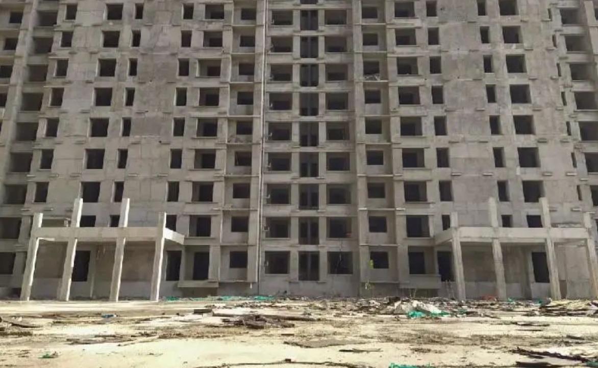 烂尾楼之殇解说,开发商不愿出资救烂尾楼