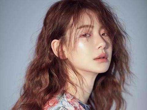 戚薇直播洗发,戚薇最近晒出的一款洗发露