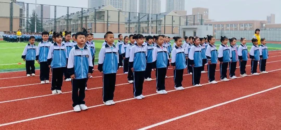 庆祝建党百年大型排舞展演西安,建党100周年校园啦啦操比赛