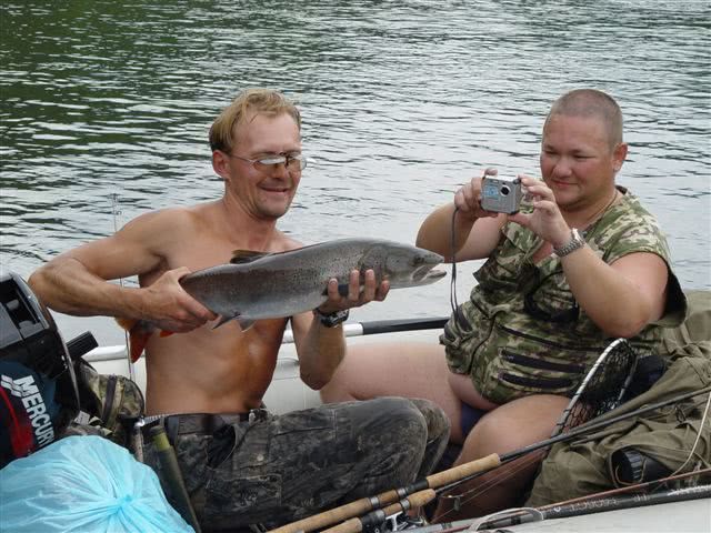 俄罗斯钓鱼为什么那么难钓,俄罗斯人钓鱼方法大全