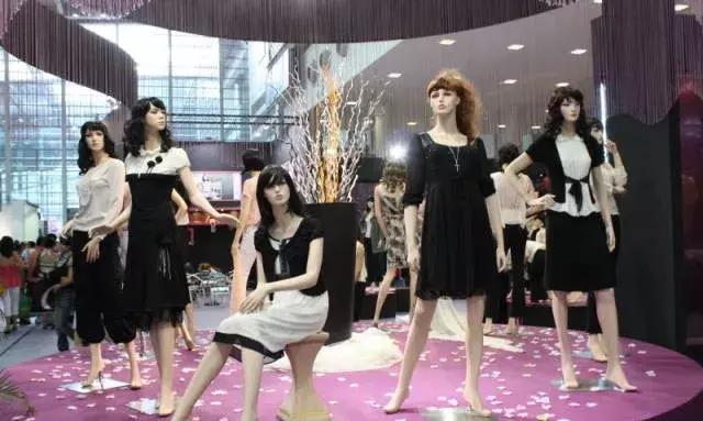 服装店服饰陈列技巧有哪些,生鲜店的陈列美感怎么做