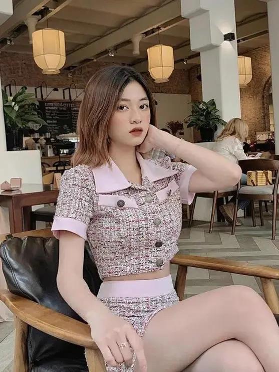 BM风卷土重来，美式街头+复古英伦的风俘获万千少女们的心