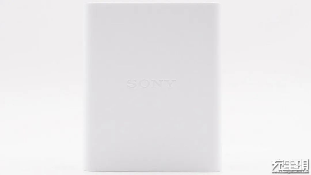 iphone13到底该不该买原装充电器,iphone13有没有充电器