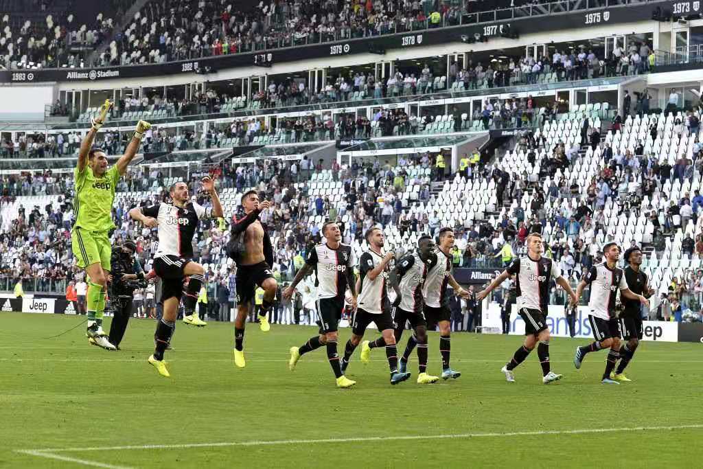 米兰在联赛中的表现十分令人惊讶,五大联赛米兰最新比赛