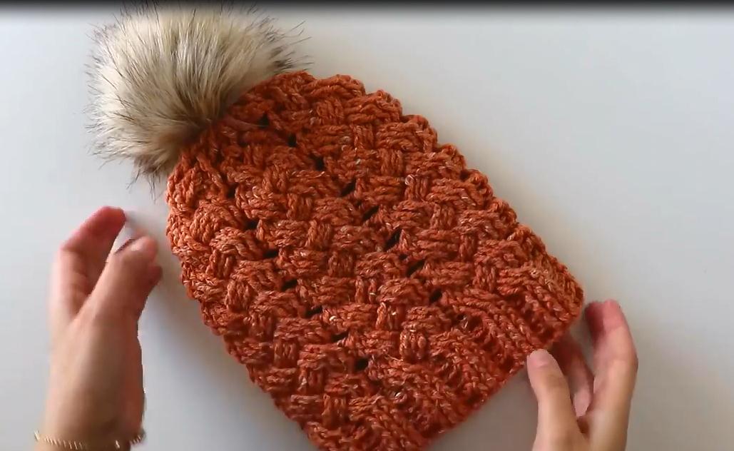 长带毛球针织帽子,针织狐狸毛球帽子