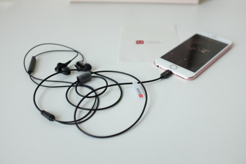 四核双动圈耳机与一般耳机区别,iphone新款头戴式耳机推荐