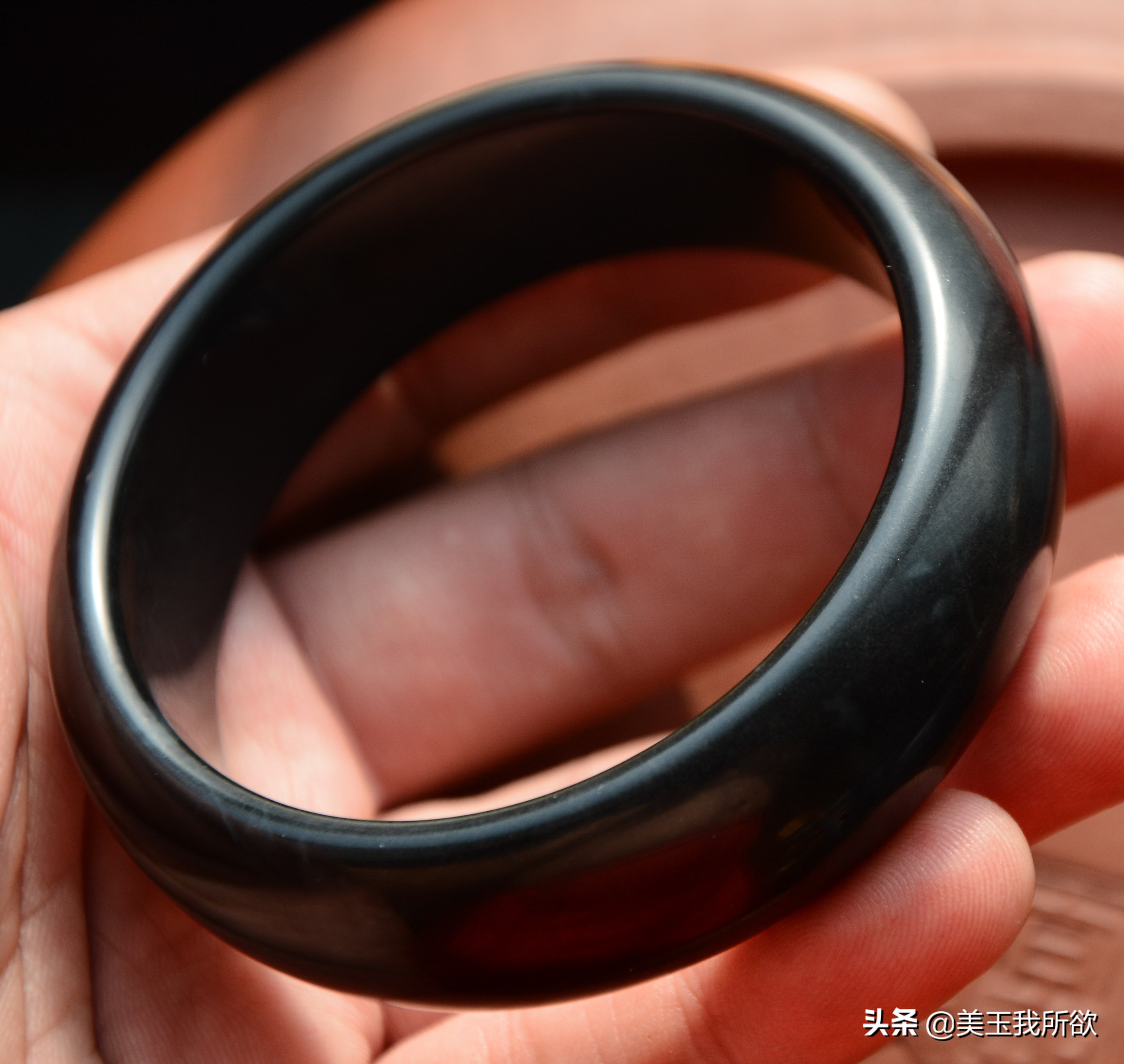 和田玉碧玉多色的手镯图片,和田玉手镯青玉图片