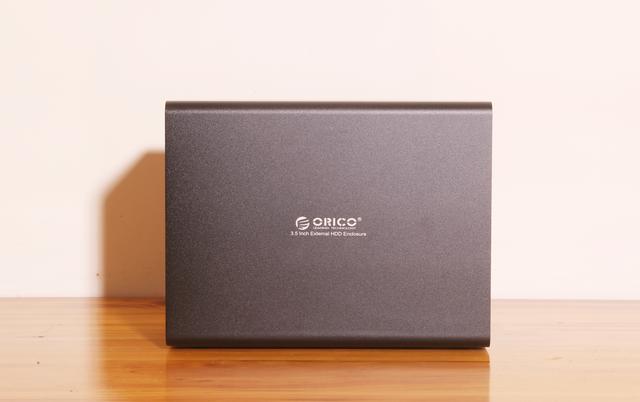 奥睿科9558ru3能用多大硬盘,奥睿科硬盘盒9558U3安装教程