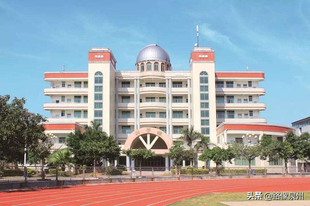 南侨中学和金井毓英中学哪个好,毓英和南侨中学哪个好