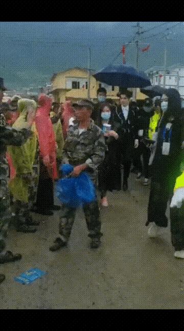 韩红王一博占用救生艇了吗,韩红和王一博唱的歌