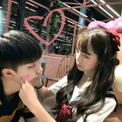 30件情侣之间一起做的浪漫小事,情侣必做的一百件事备忘录