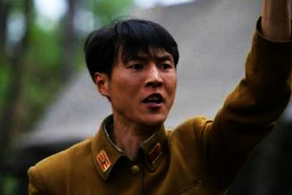 部队连长任几年,军队的连长转业是什么级别