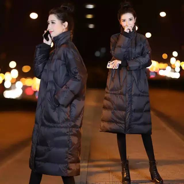 小个子面包服搭配休闲绒牛仔裤,棕色面包服穿什么裤子好看